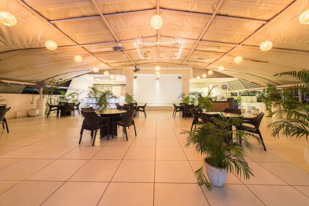 Treebo Trend Hotel South Avenue With Roadside View