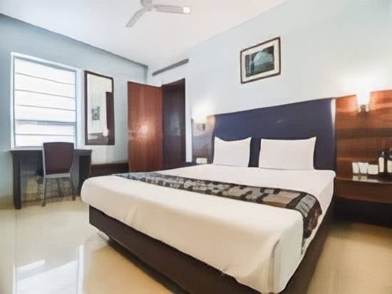 Hotel Seasons Pondicherry - 4