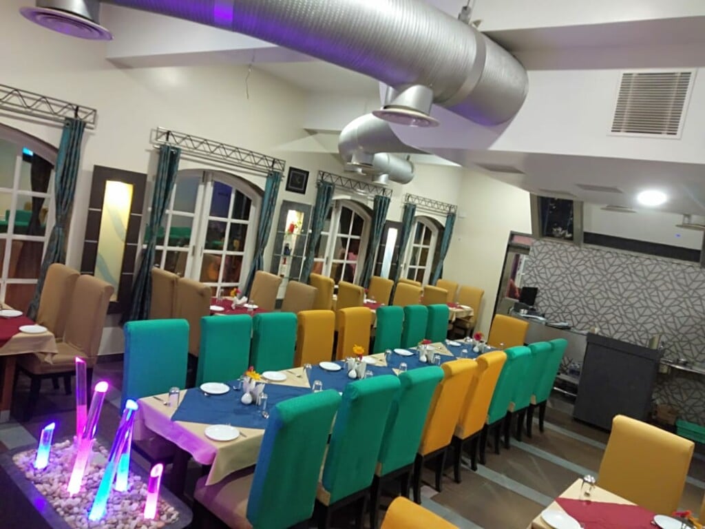 Hotel Ajantha Sea View - 2