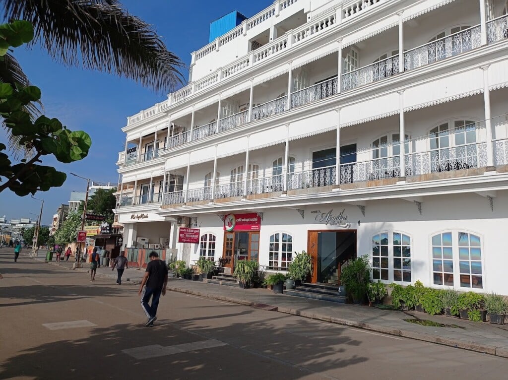 Lotus Bay View Hotel