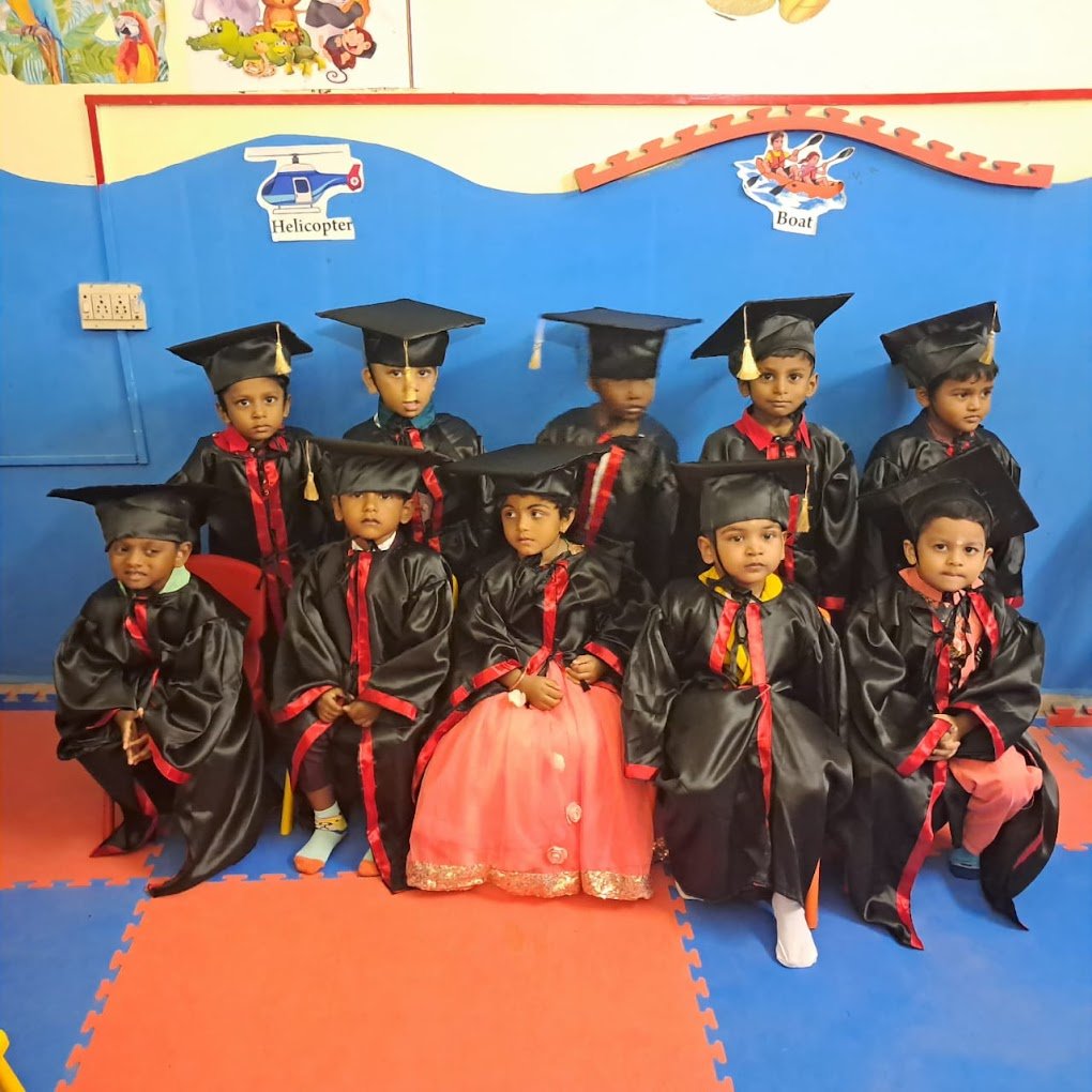 Sara fancy dress costume - 5