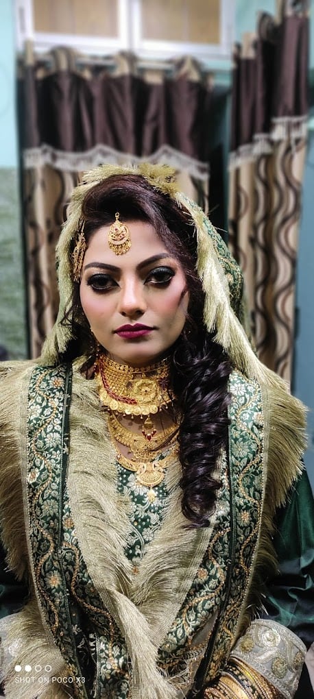 Saara's Makeover Studio - 3