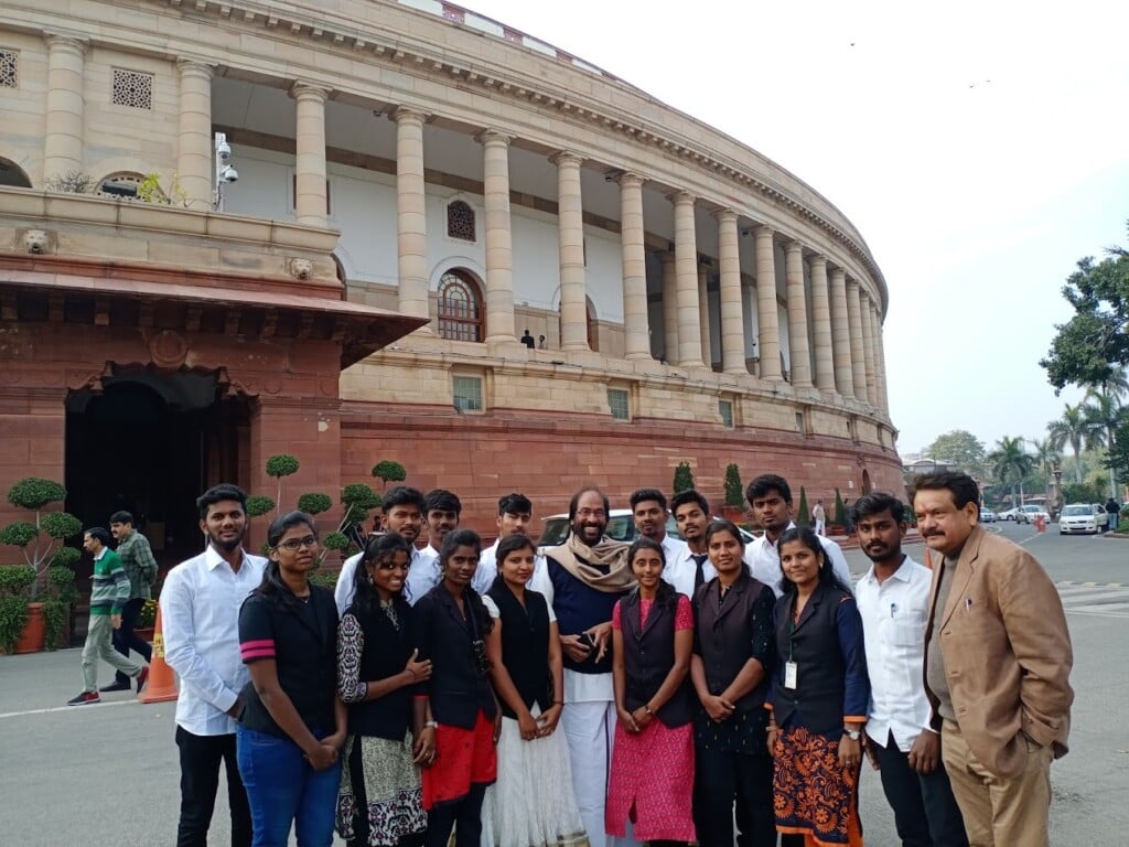 GOVERNMENT LAW COLLEGE Thiruchirappalli - 2