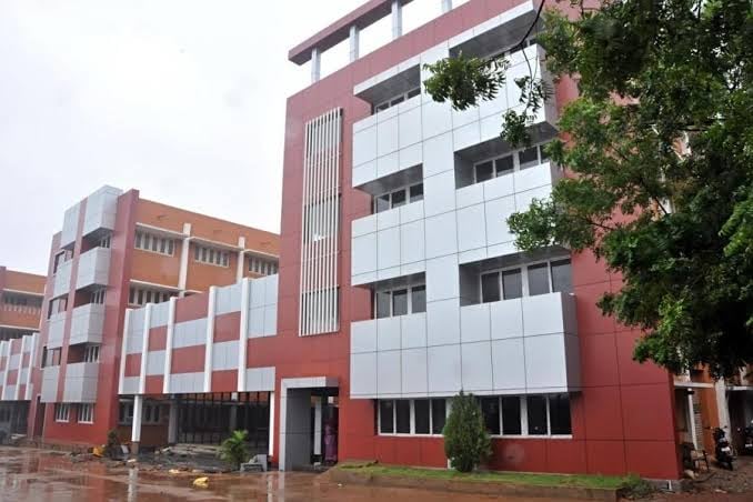 Vel Tech School of Law, School of Media & School of Management - 5