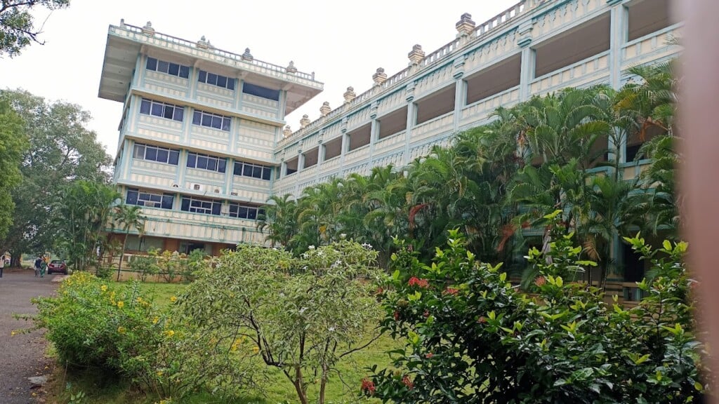 Tamilnadu College Of Engineering - 4