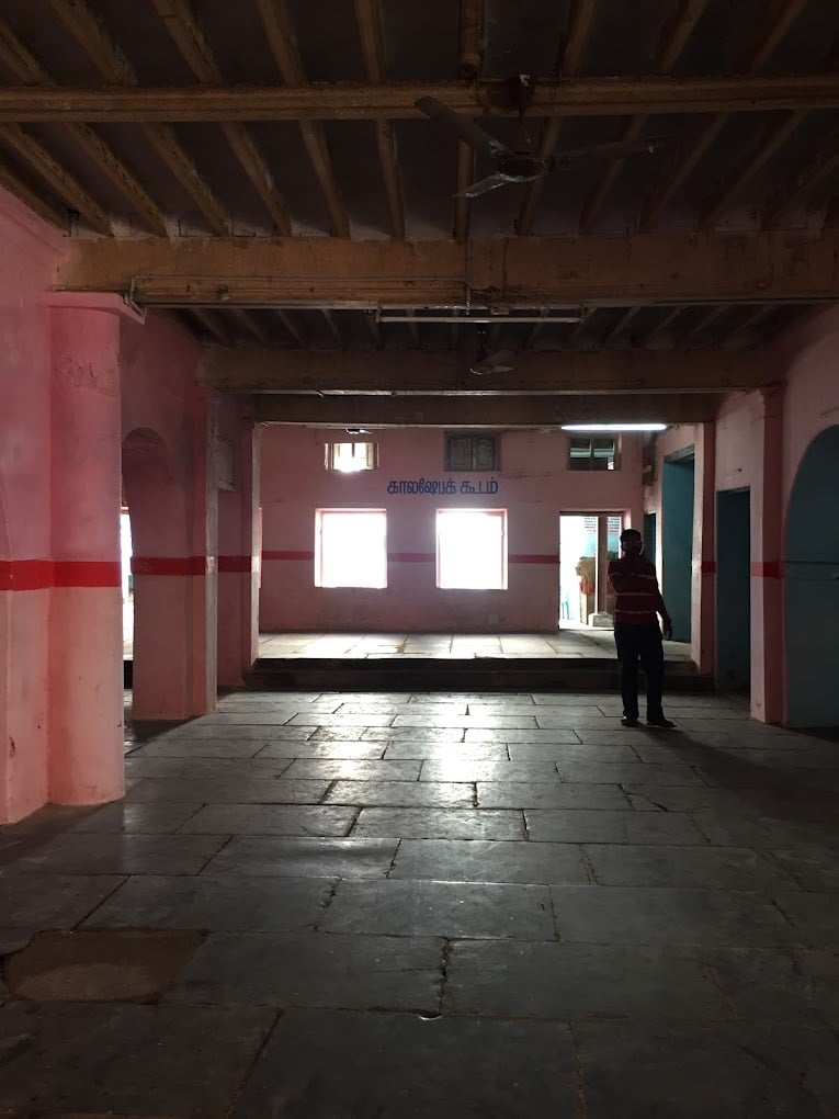 T T V High School - 3