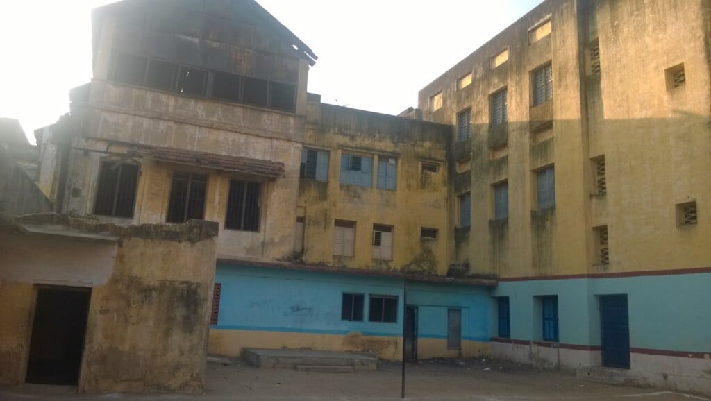 T T V High School - 5