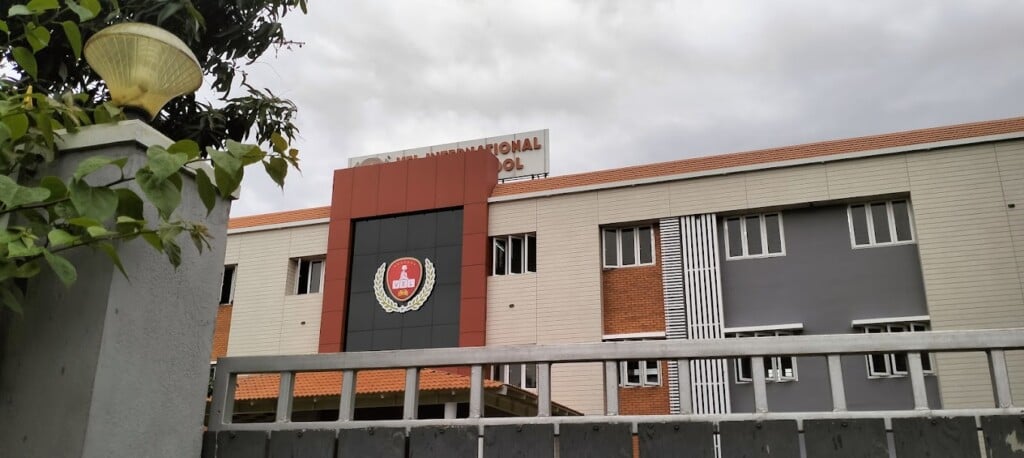 Vel International Public School - CBSE School - 4