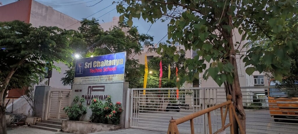 Chaitanya School