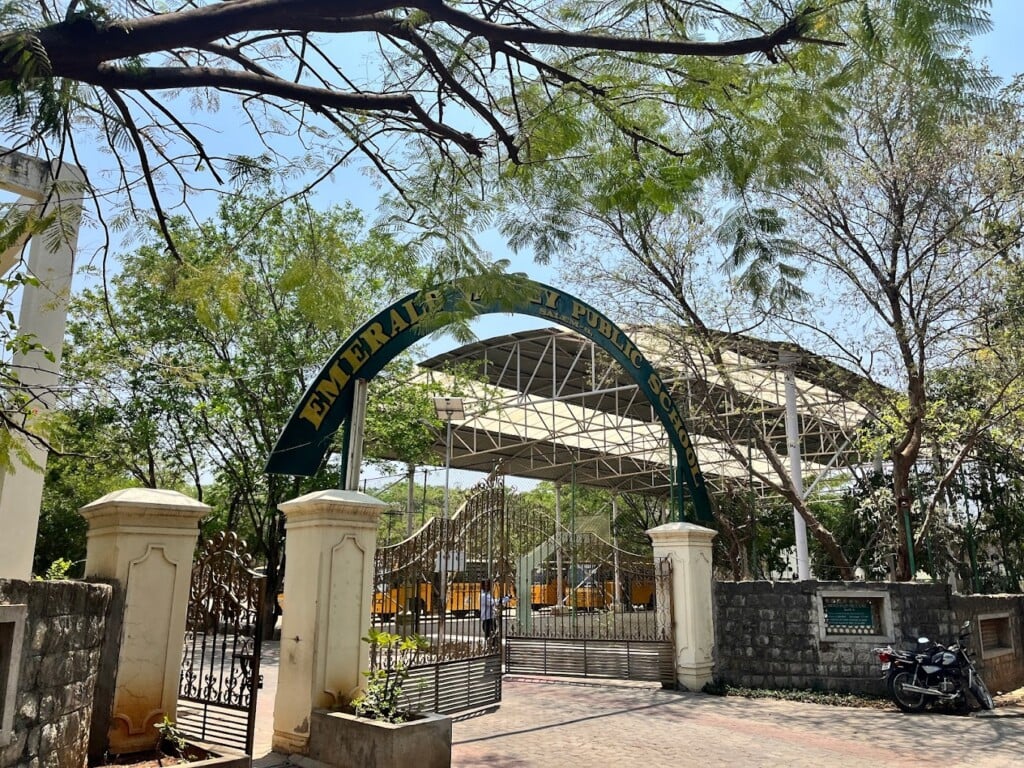 EMERALD VALLEY PUBLIC SCHOOL