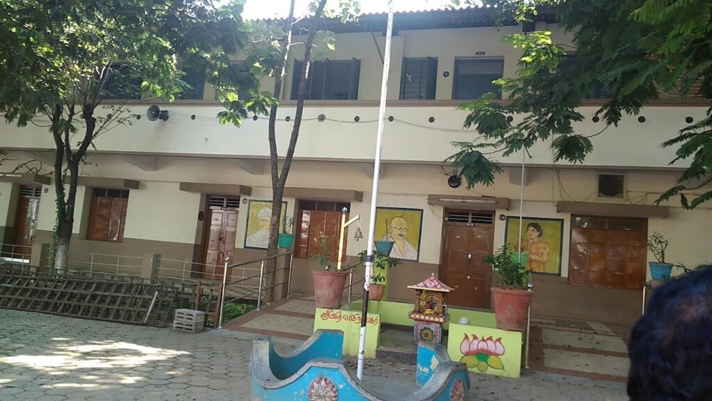 Sri Vidya Mandir Senior Secondary School - 5
