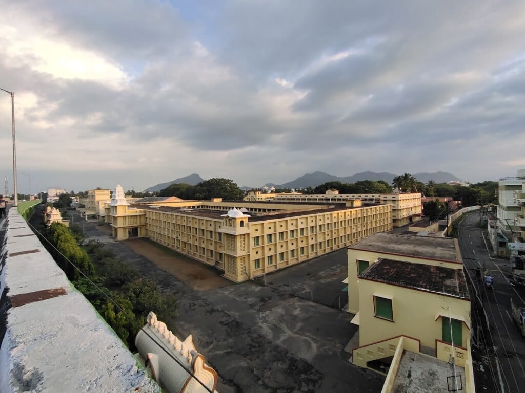 Sarada Matriculation Higher Secondary School - 2