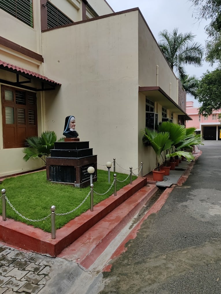 Holy Angels' Matric Hr.Sec.School - 4