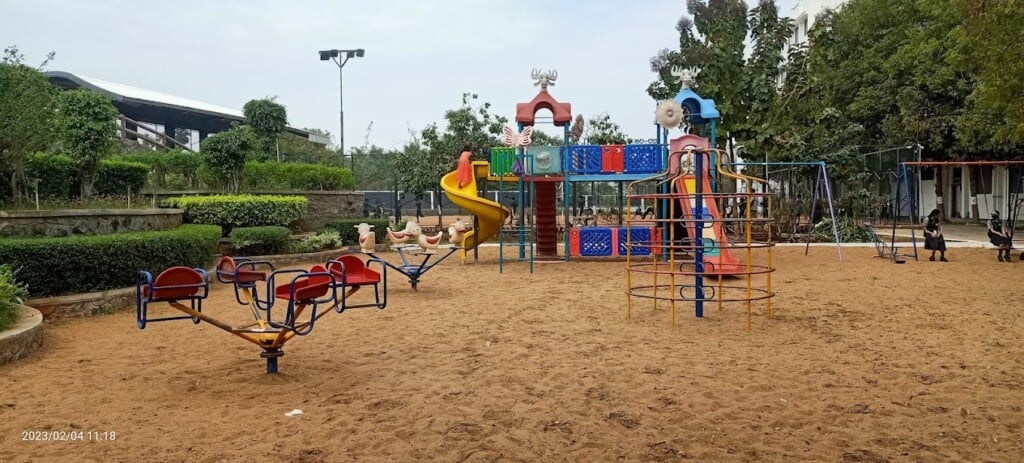 Velalar Vidyalayaa Senior Secondary School - 2