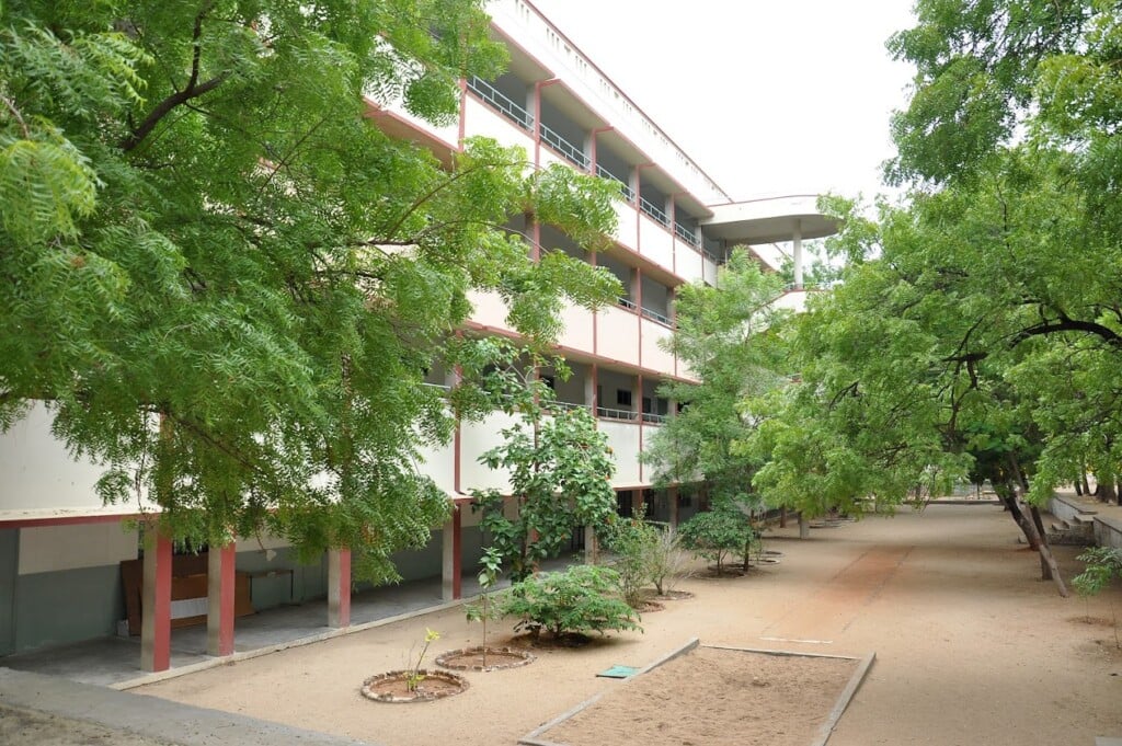 Vellalar Matriculation higher secondary school - 4