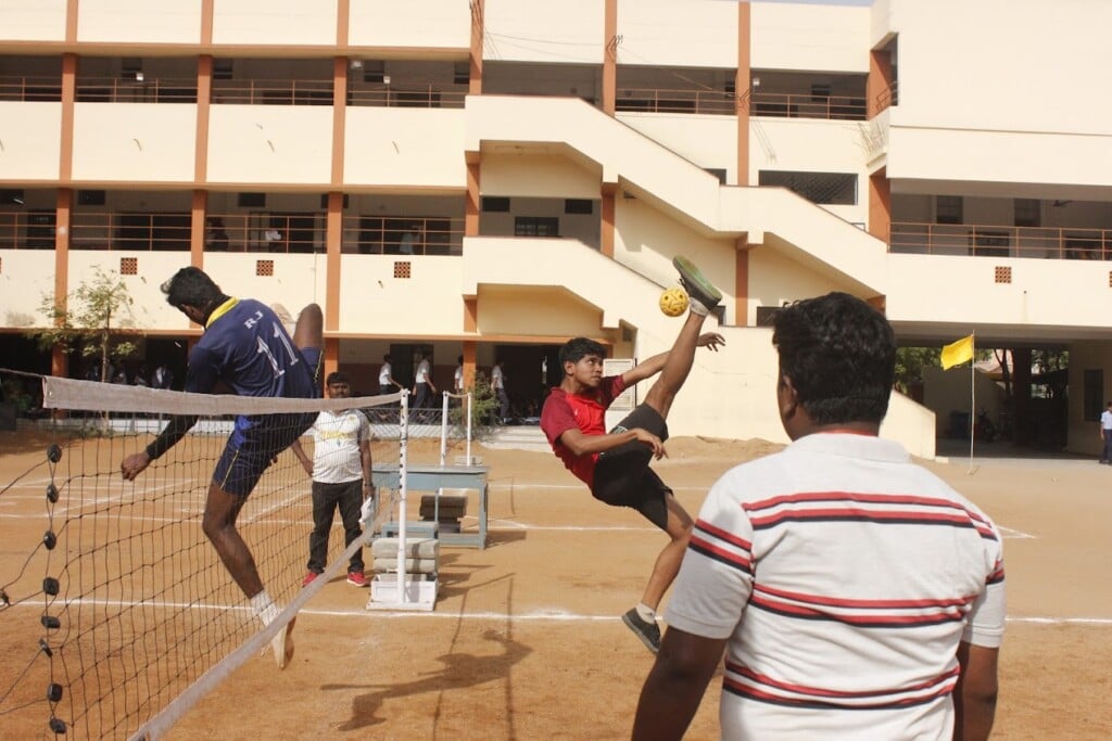 Sri Jayendra Swamigal Silver Jubilee School, Maharaja Nagar, Palayamkottai, Tirunelveli - 5