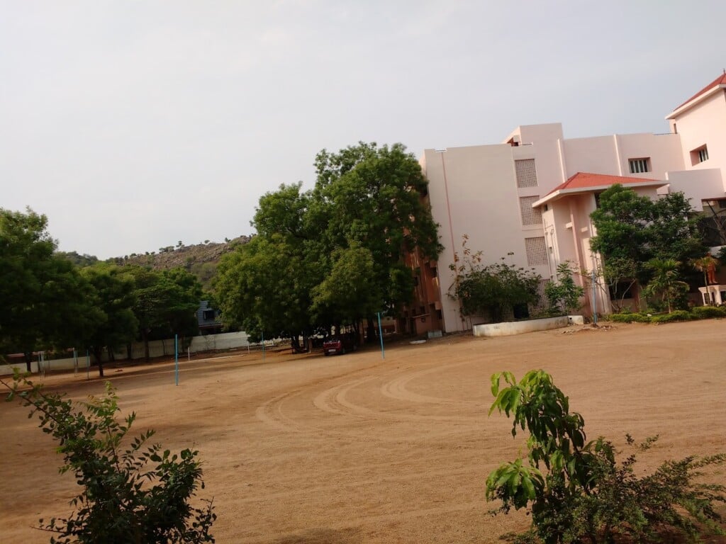 Ethiraj Matriculation School - 2