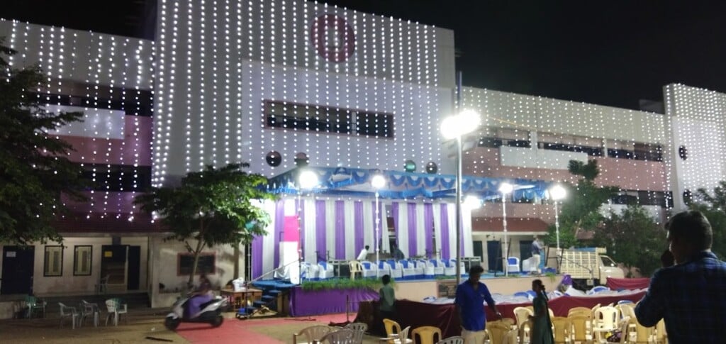 Ethiraj Matriculation School - 4