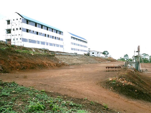 Hillock International School