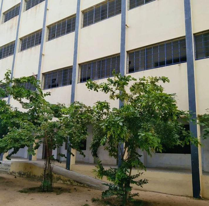 Syed Ammal Matriculation Hr Sec School - 5