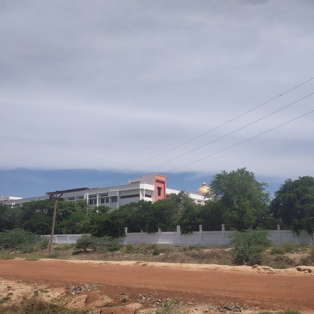 VELUMANICKAM Mont Matric Hr. Sec. School - 4