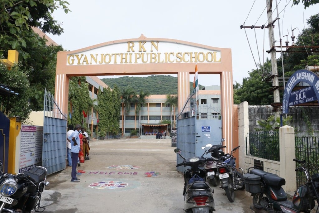 RKN GYAN JOTHI PUBLIC SCHOOL (CBSE), BEST SCHOOL in Chengalpattu. Admission Open for PreKG - XII std