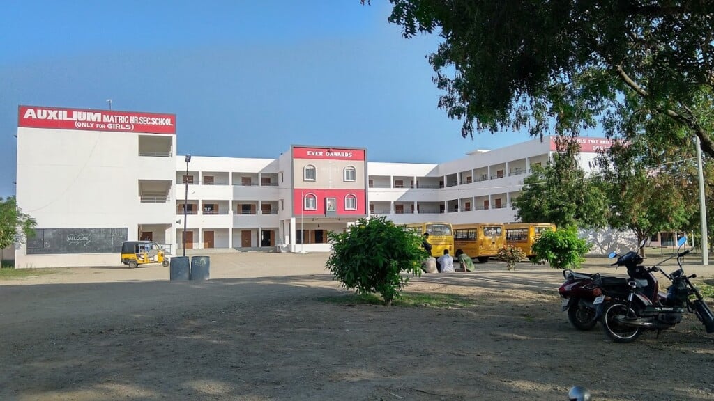 Auxilium Matriculation School - 2