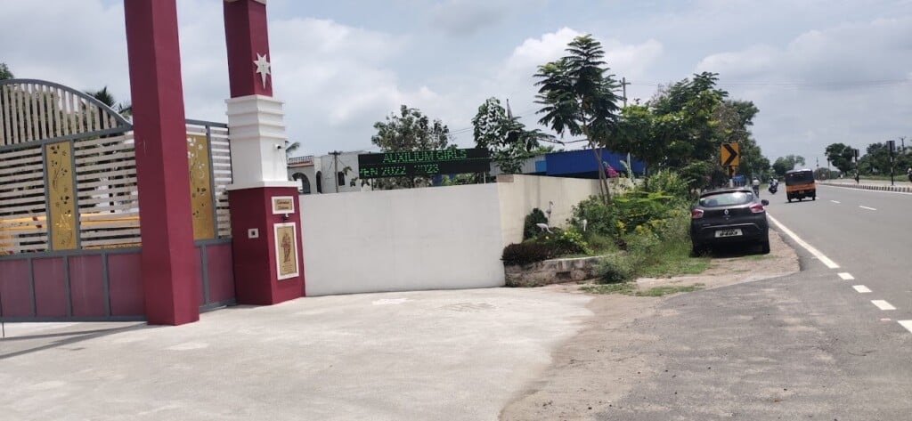 Auxilium Matriculation School - 3