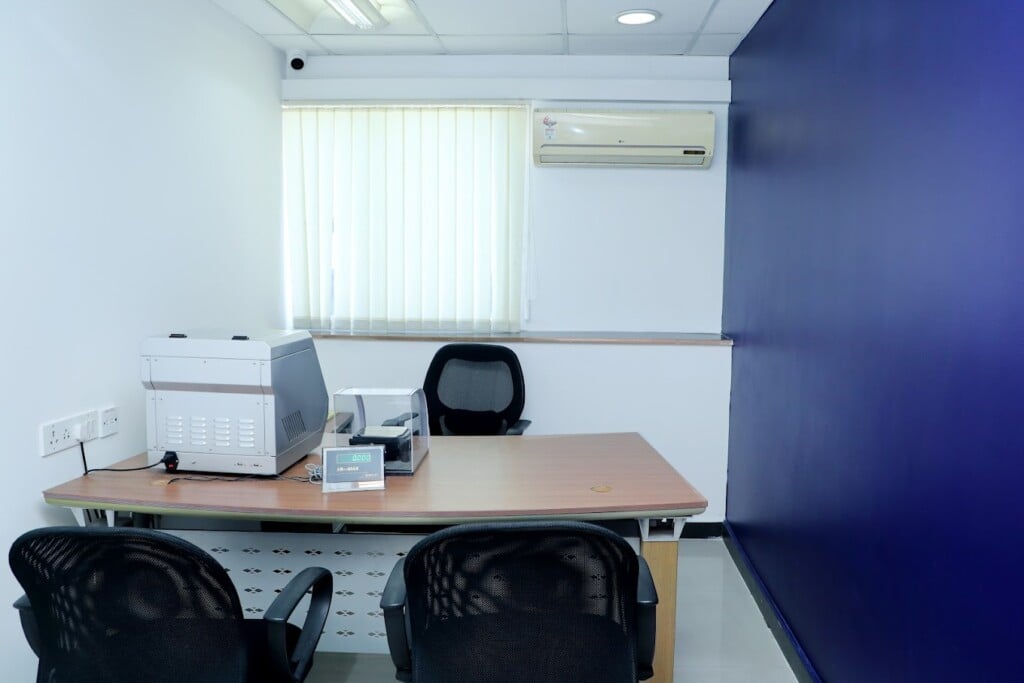 WHITE GOLD NUNGAMBAKKAM - TURN GOLD INTO MONEY - 4