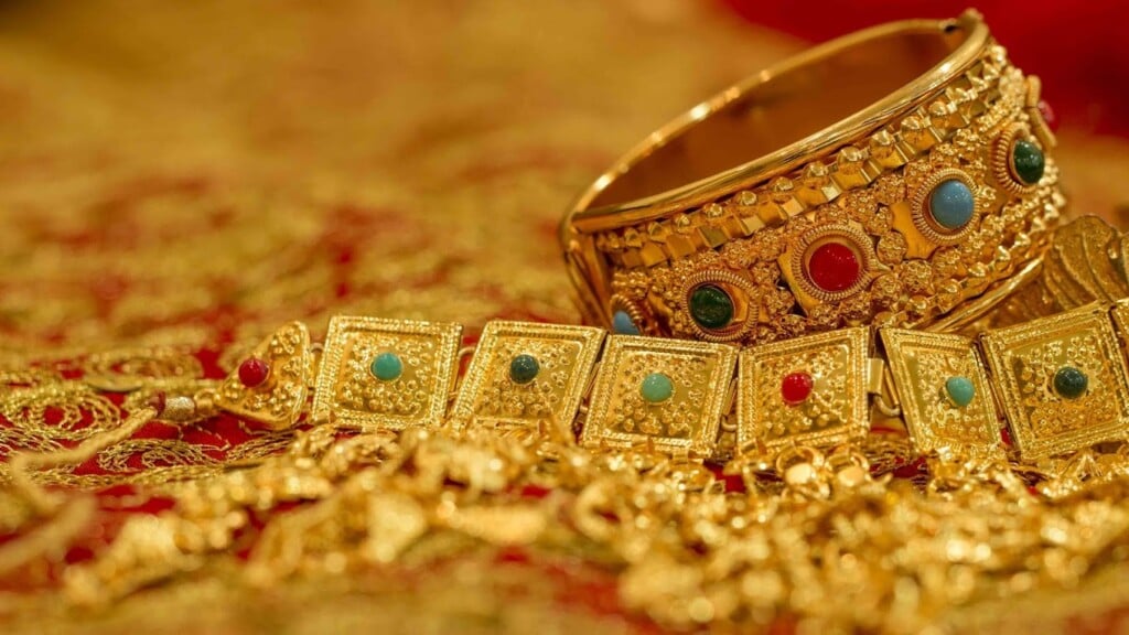 Golden crown Gold buyer|Old Silver Buyer|Get Cash|Jewellary Buyer|Old Gold|Gold Coin|Gold Buyer Shop in Kandivali|Borivali - 3