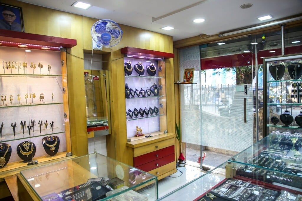 R C Jewellers - 4
