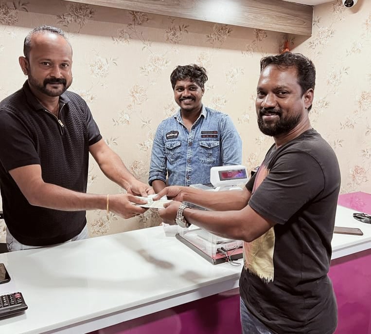 Koyikkaras Gold And Diamonds Gold Buyer Kochi - 3