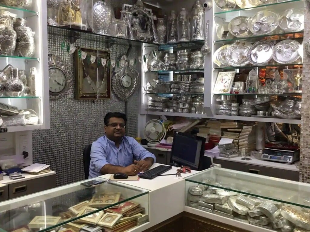 gold dimonds buyers in kolkata Gold Jewellery- Gold Buyer sell gold for cash near me