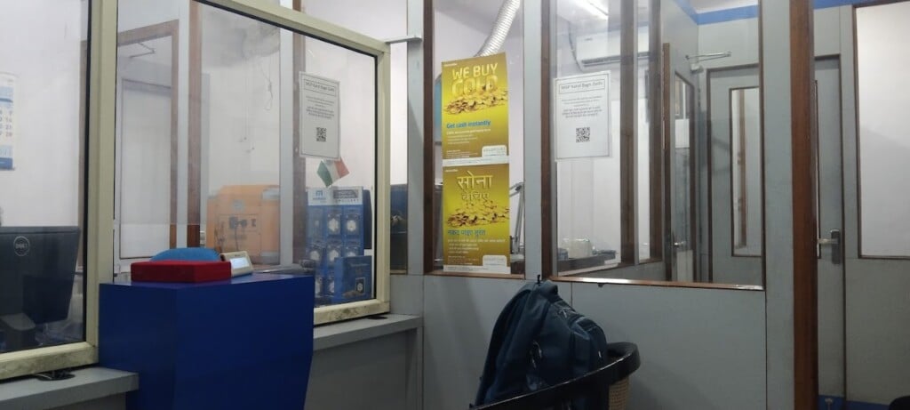 Muthoot Gold Point - We Buy Gold Delhi - 3