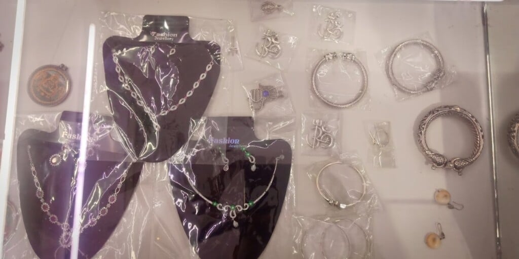 Astha Lakshmi Cash 4 Gold - Best Gold Buyer in Lajpat Nagar, South Delhi & Cash for Gold in Lajpat Nagar Delhi NCR - 5