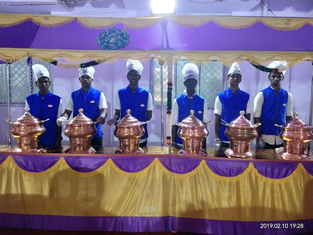 MONISH CATERING SERVICE - 3