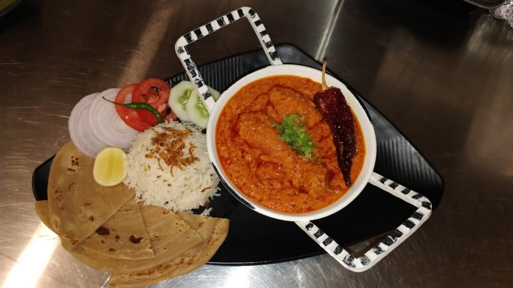 Degchi's Catering Services - 4