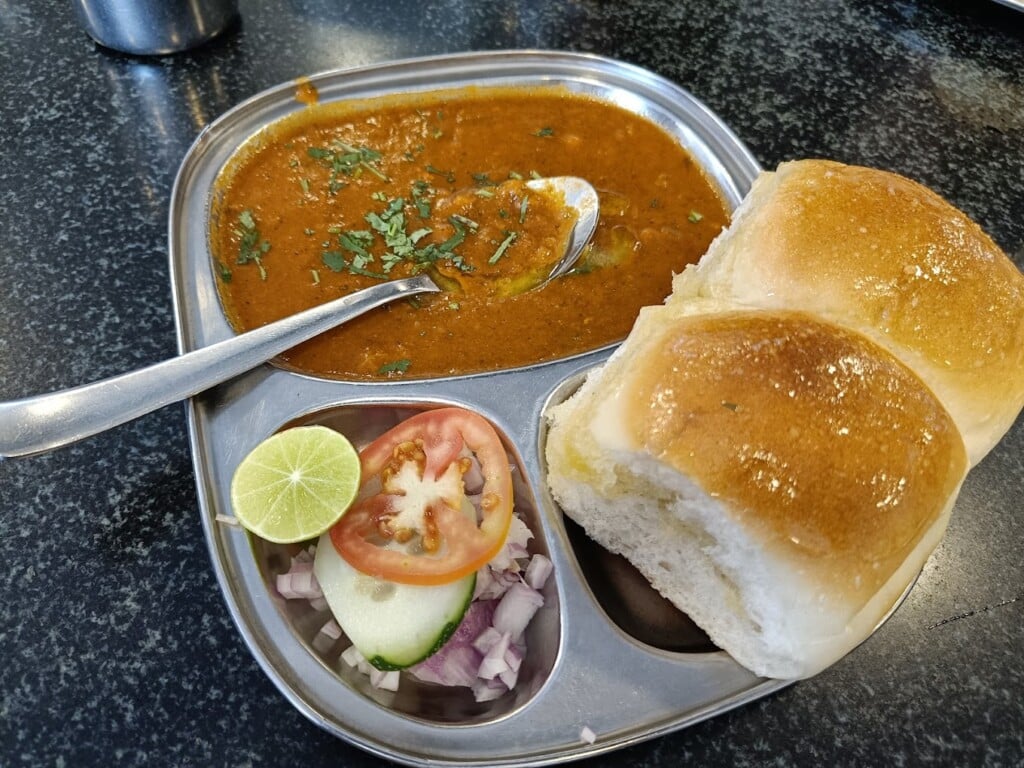 Krishna Veg Caterers | Birthday Wedding Corporate and Theme Party Catering service provider in Pune - 3