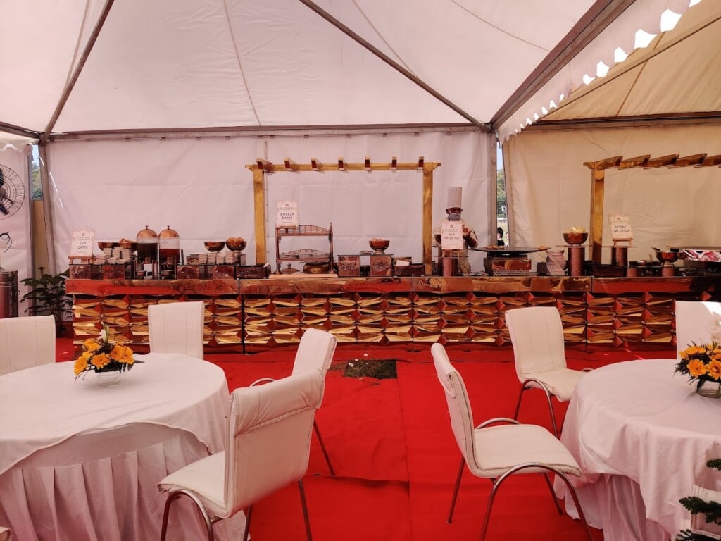 Madan Caterers and Decorators - 4
