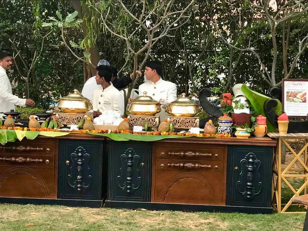 Moets Club Class Catering - 2