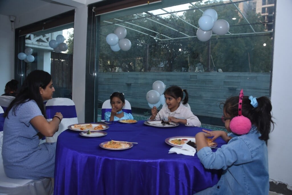 Vinayak Caterers Ahmedabad - 3