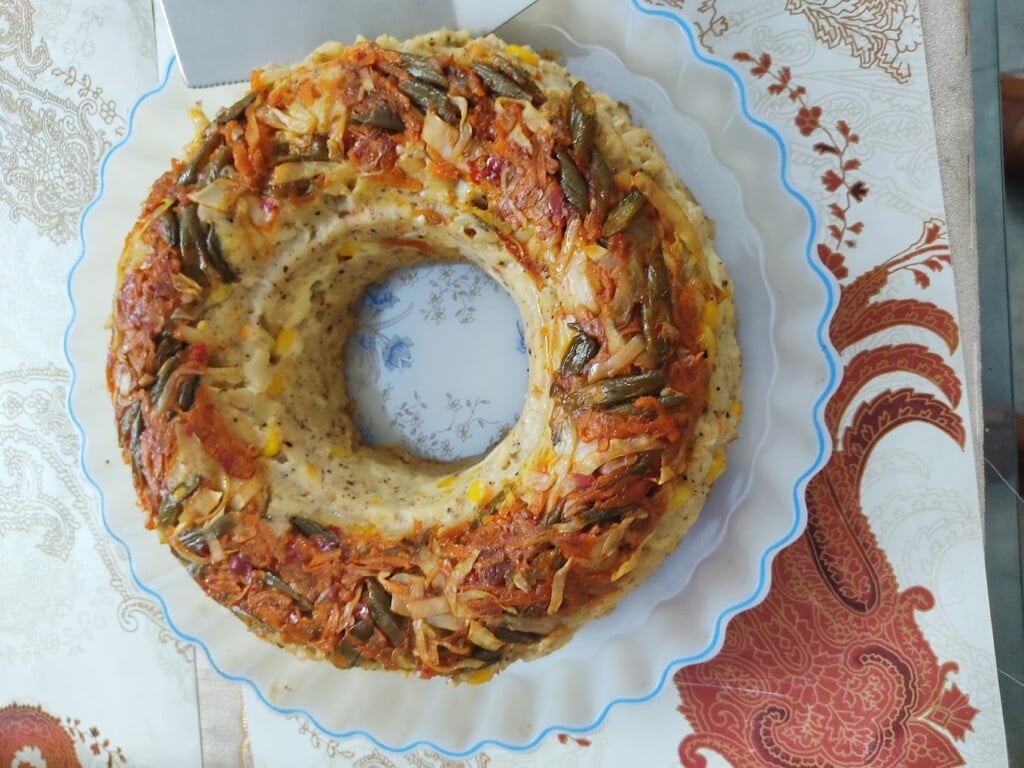 SpoonFeeding U/Best Catering Service in Noida