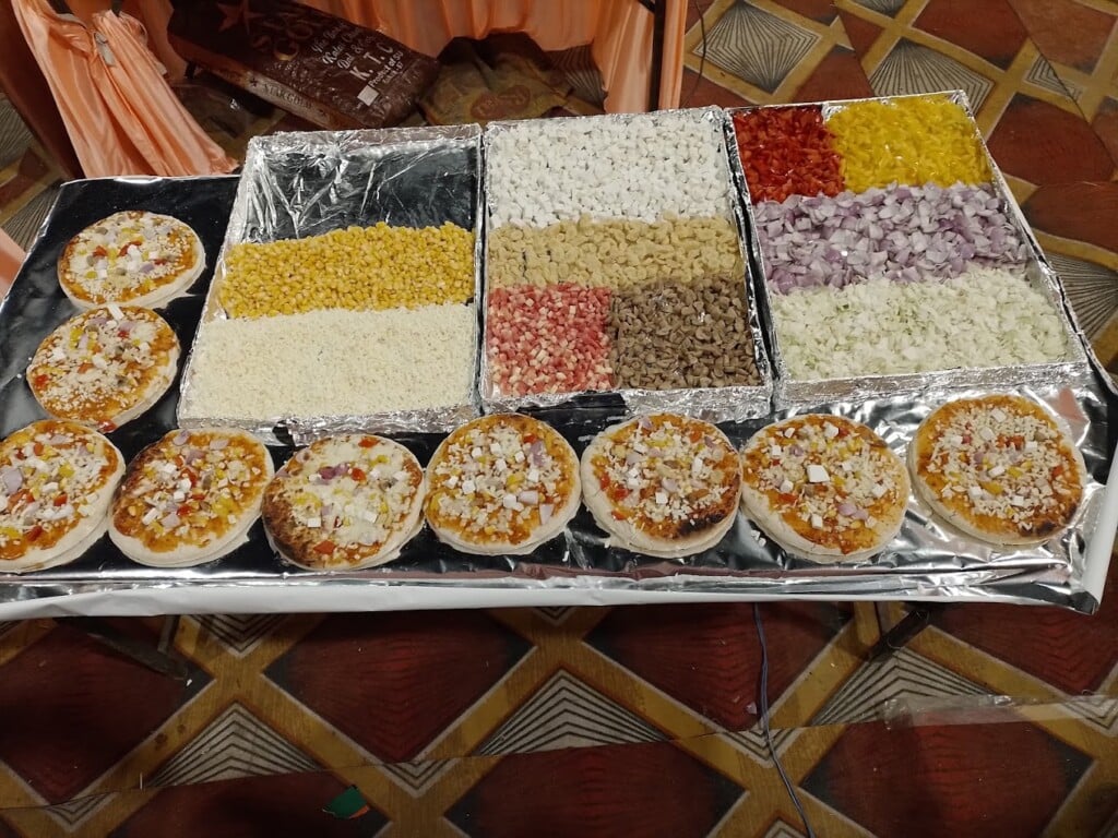 Vinod cooking and catering services - 2