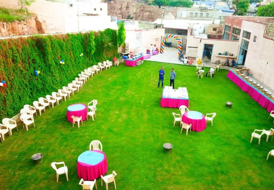 Halwai Babulal Prajapat & catering services