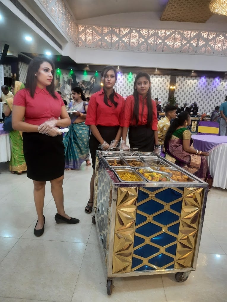 Tandoor Hot - Wedding, Corporate, Birthday Caterering in Bhubaneswar - 3