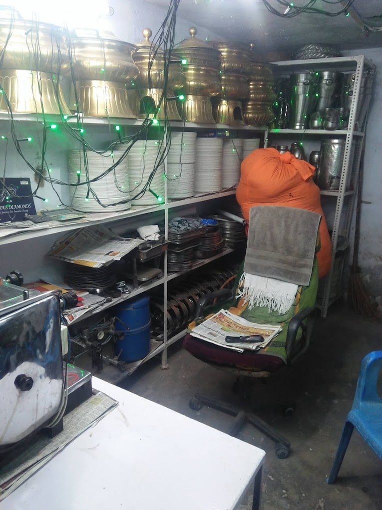 Sonu Pandal Decorator And Caterer - 4