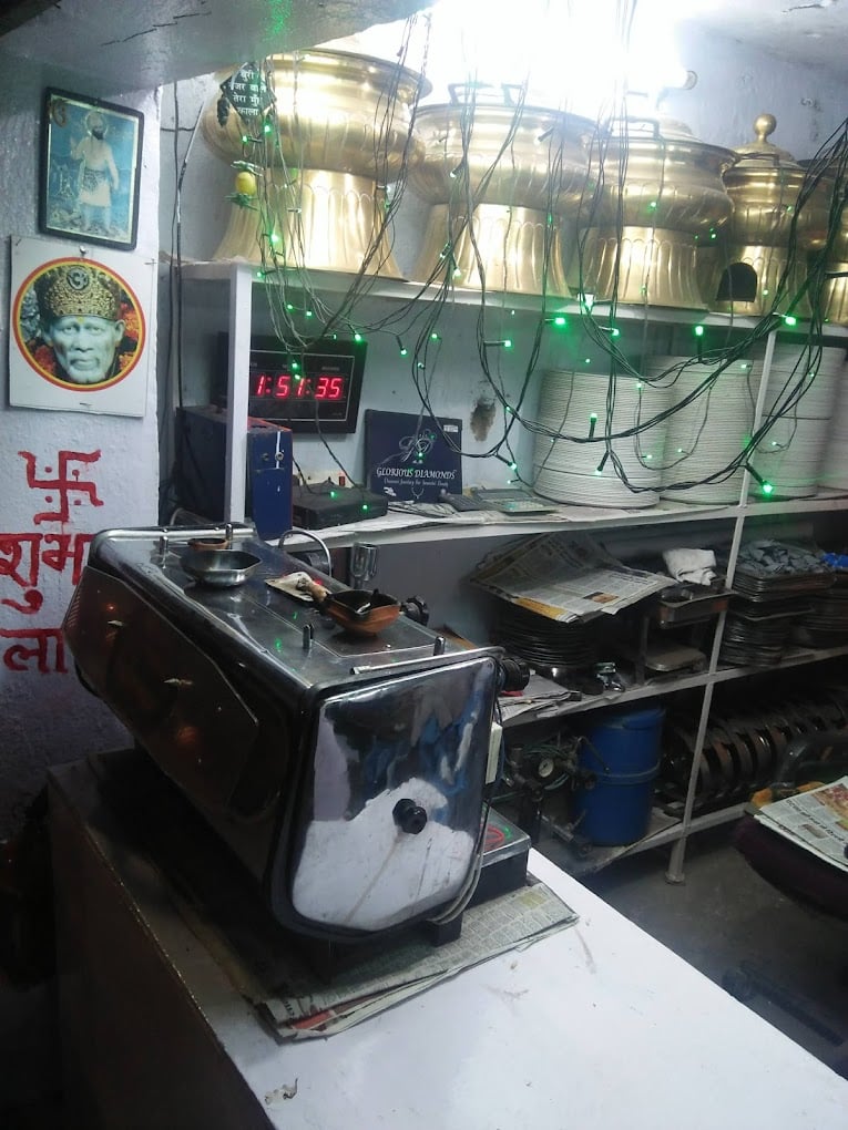 Sonu Pandal Decorator And Caterer - 5