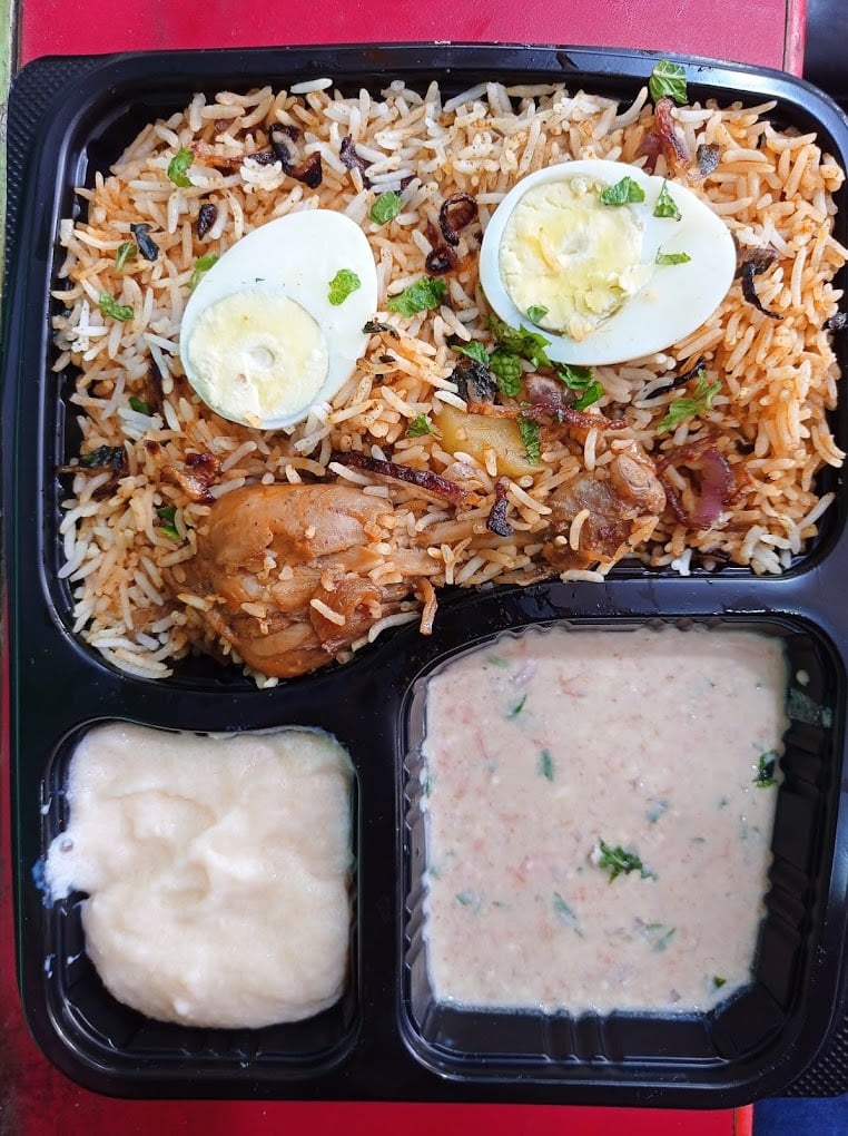 Mazzedaar Bites Ulubari - 2