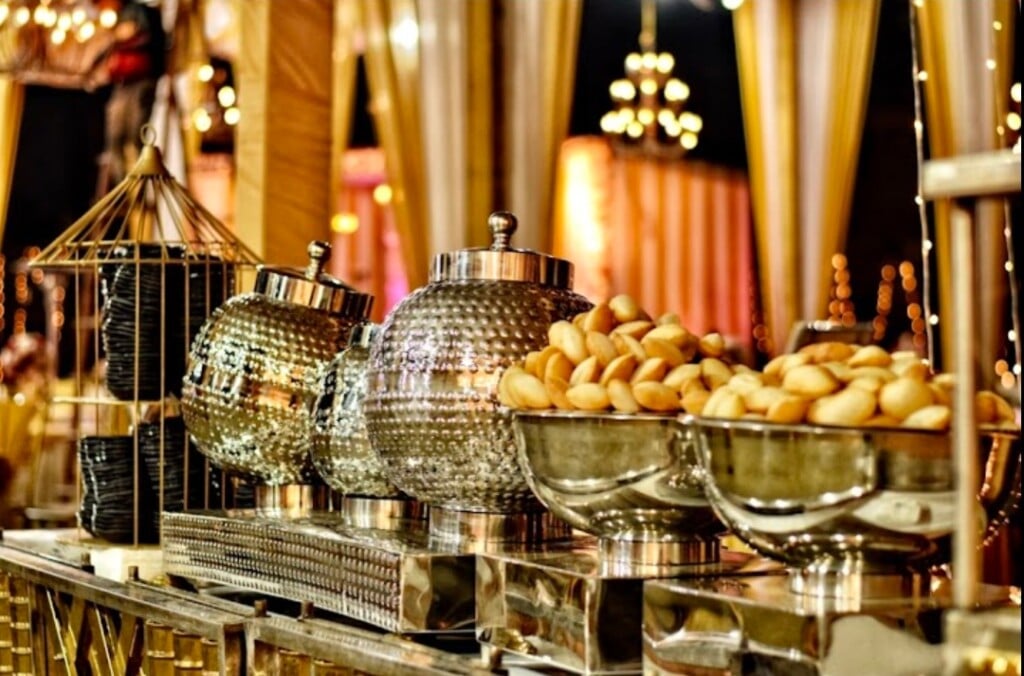 R.k Caterers - M/S Rita Kapoor (Northern Railway Catering & Vending Contractor) D.DN -UK - 5