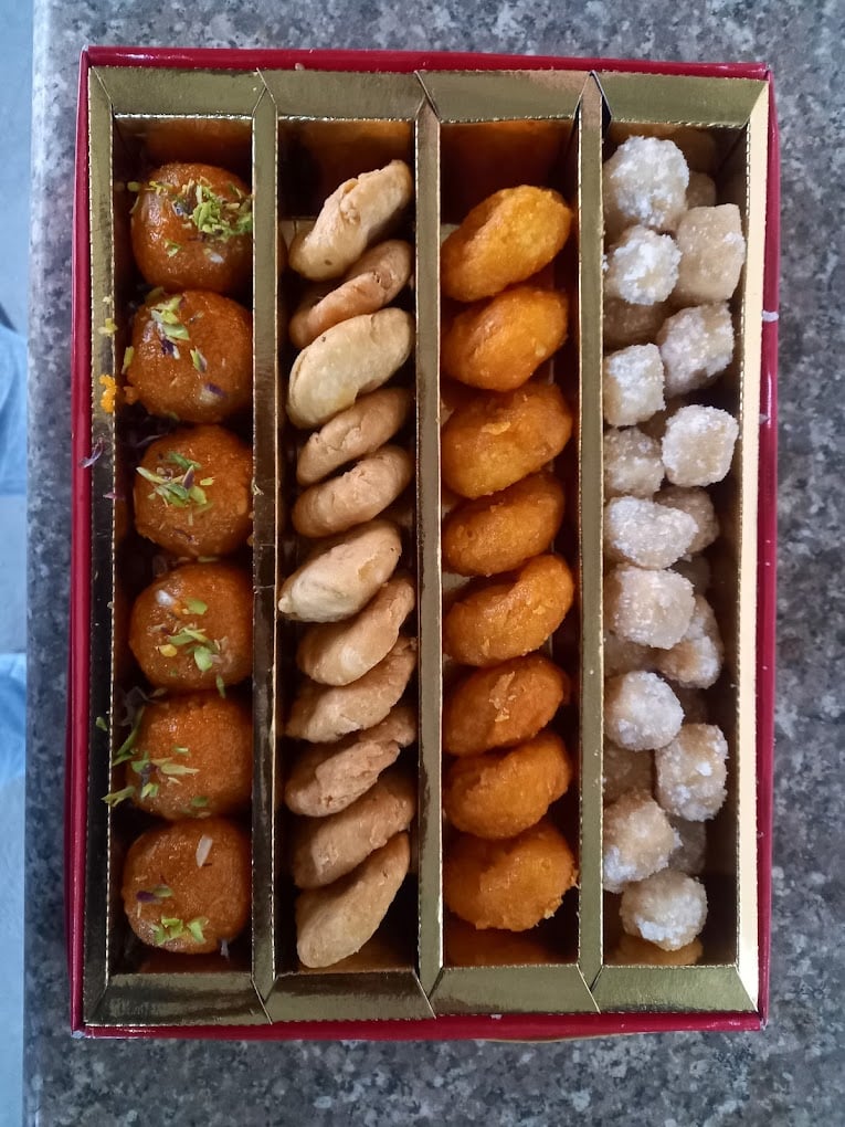 Maa Rajrajeshwari Catering Service - 4